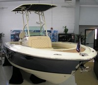 Photo of Chris Craft Catalina 23CC, 2015: Center Mounted T-Top, viewed from Starboard Front 