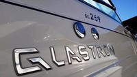 Photo of Glastron GS 259, 2007: Glastron Gs 259 Logo on Boat 