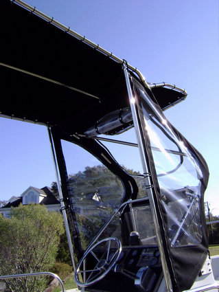 Inside Montauk-T-Topless&trade; Spray-Shield on 1982 Boston Whaler Montauk 17 Picture