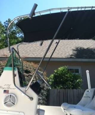 Pioneer&reg; 175 BaySport with Shadow&trade; folding T-TOp by RNR-Marine&trade;
